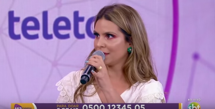 aprendemos-a-doar-porque-temos-nossa-referencia-em-deus,-diz-aline-barros-no-teleton