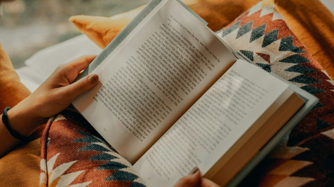 dia-nacional-do-livro:-confira-6-dicas-cristas-para-sua-leitura
