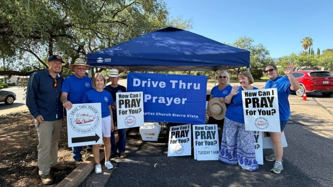 igreja-cria-“drive-thru”-de-oracao-e-alcanca-pessoas-que-passam-em-frente-ao-templo
