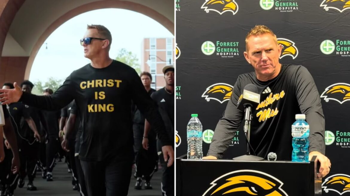 tecnico-de-futebol-americano-viraliza-ao-usar-camisa-com-a-frase-“cristo-e-rei”