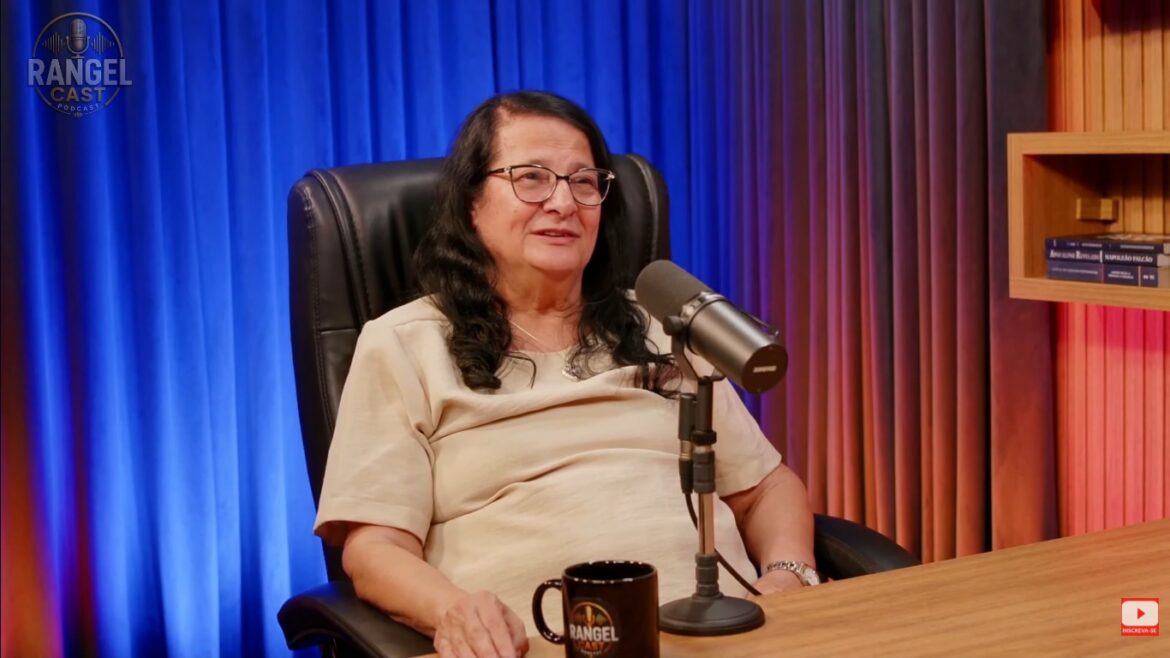 mae-de-dinho-do-mamonas-diz-que-filho-voltou-para-deus-antes-de-acidente:-“esta-com-jesus”