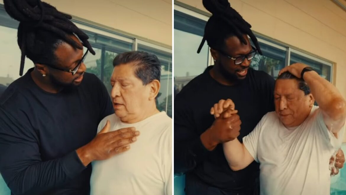 ex-jogador-da-nfl-batiza-8-detentos-em-prisao-nos-eua